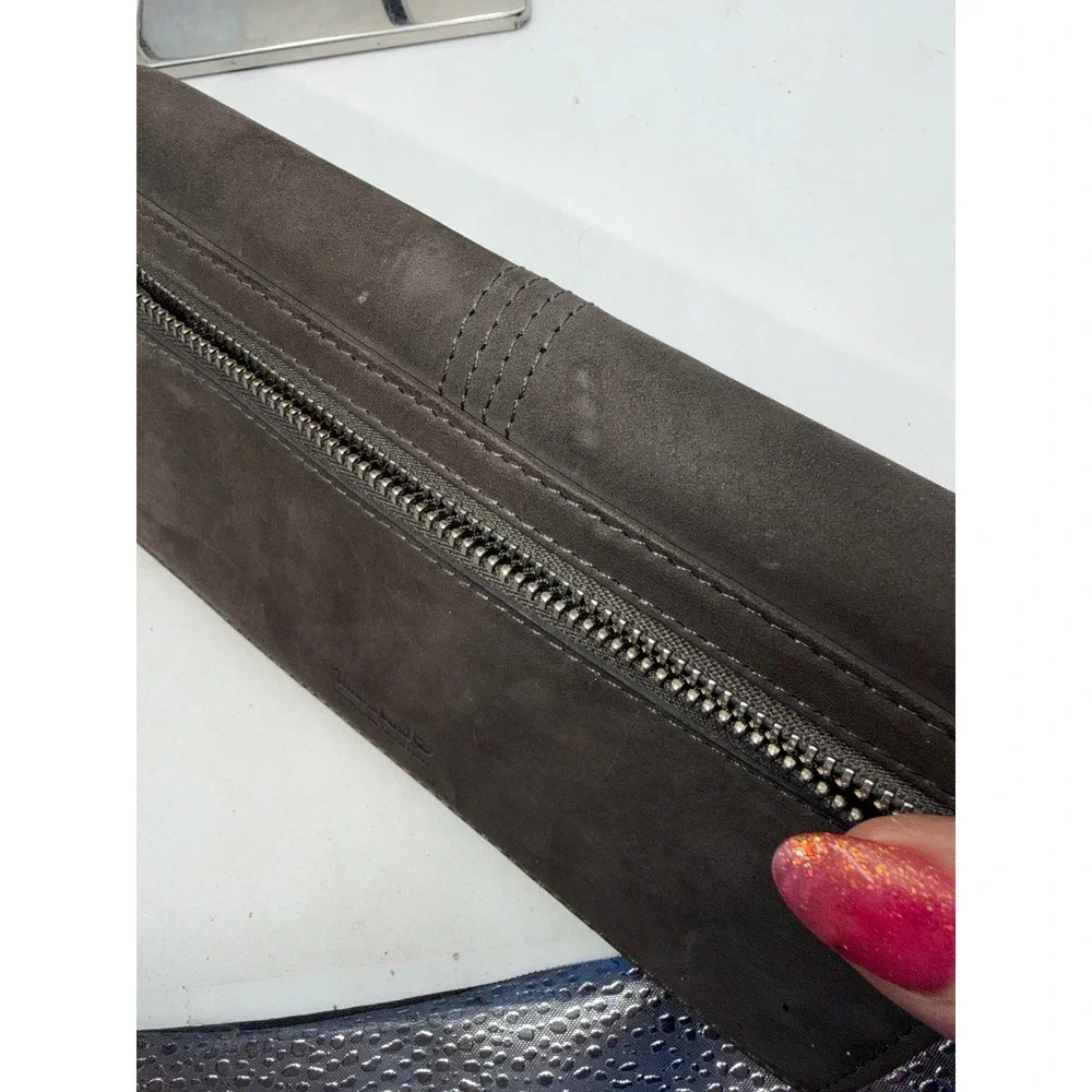 Timberland Womens Genuine Leather Trifold Clutch Wallet Gray Tree Logo Emblem